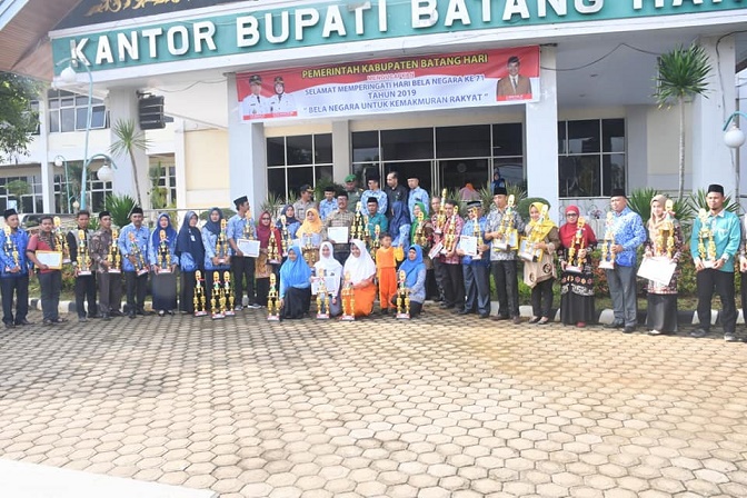 Pemkab Batanghari Gelar Upacara Peringatan Hari Bela Negara